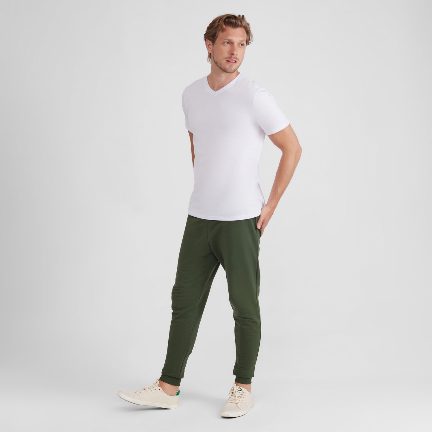 Camiseta Básica Gola V Masculina - Branco