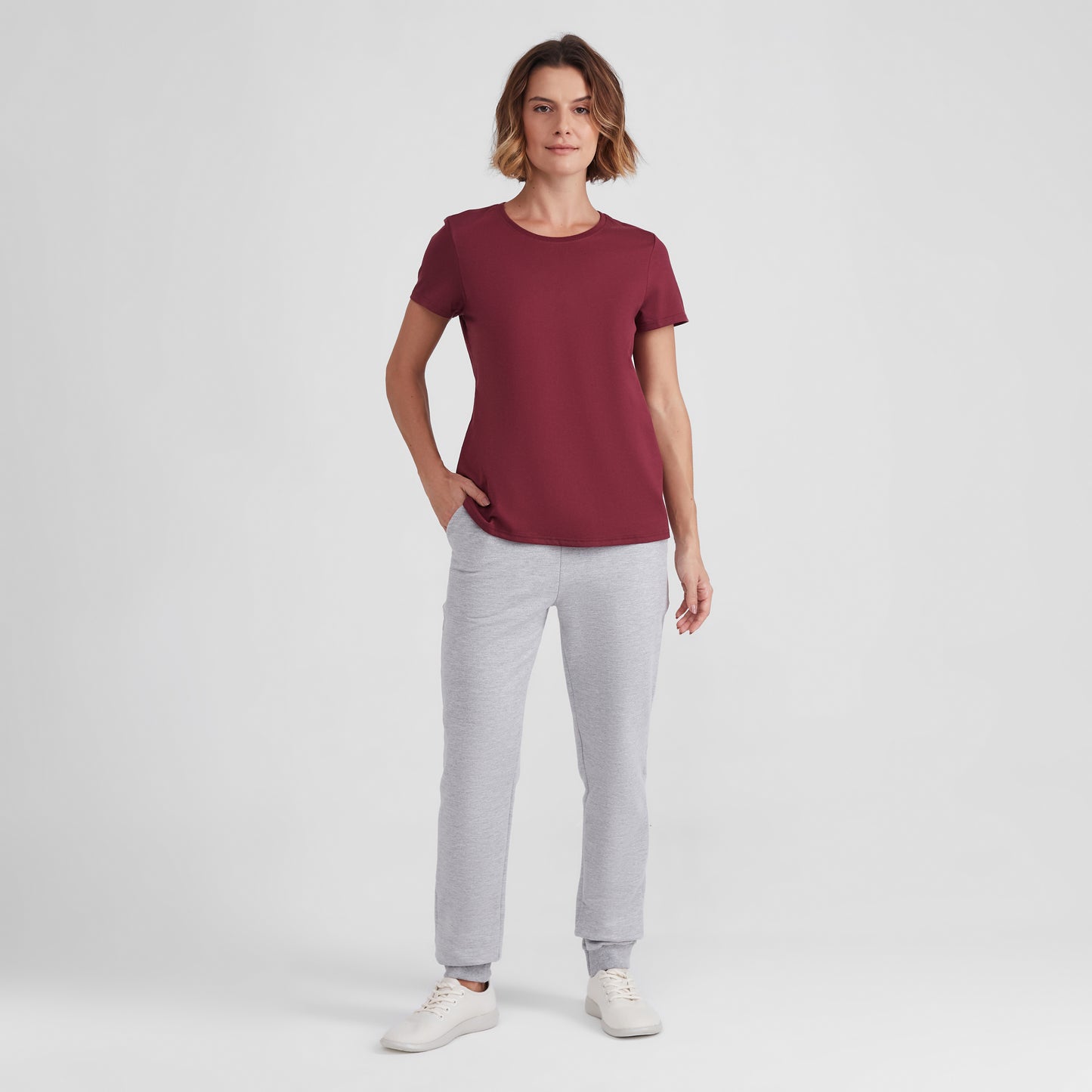 Camiseta Básica Feminina - Vermelho Vinho