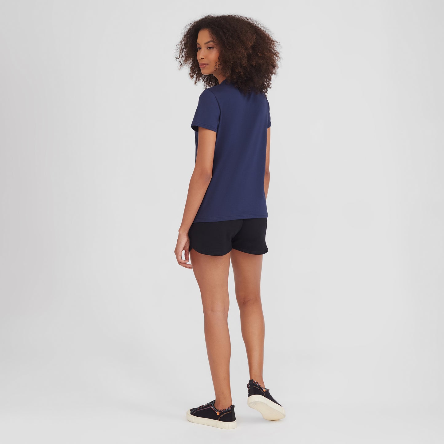 Camiseta Básica Gola V Feminina - Azul Marinho