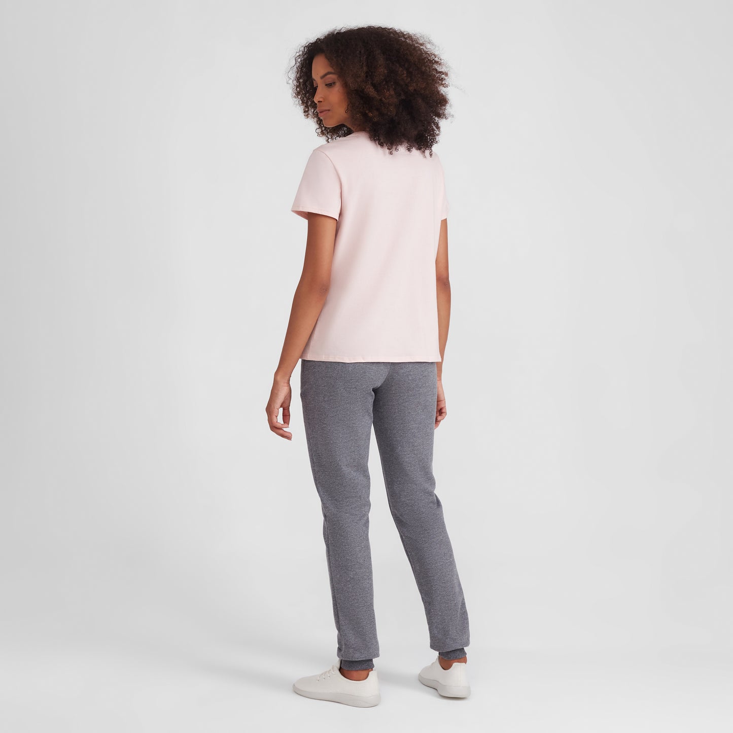 Camiseta Básica Gola V Feminina - Rosa Pastel