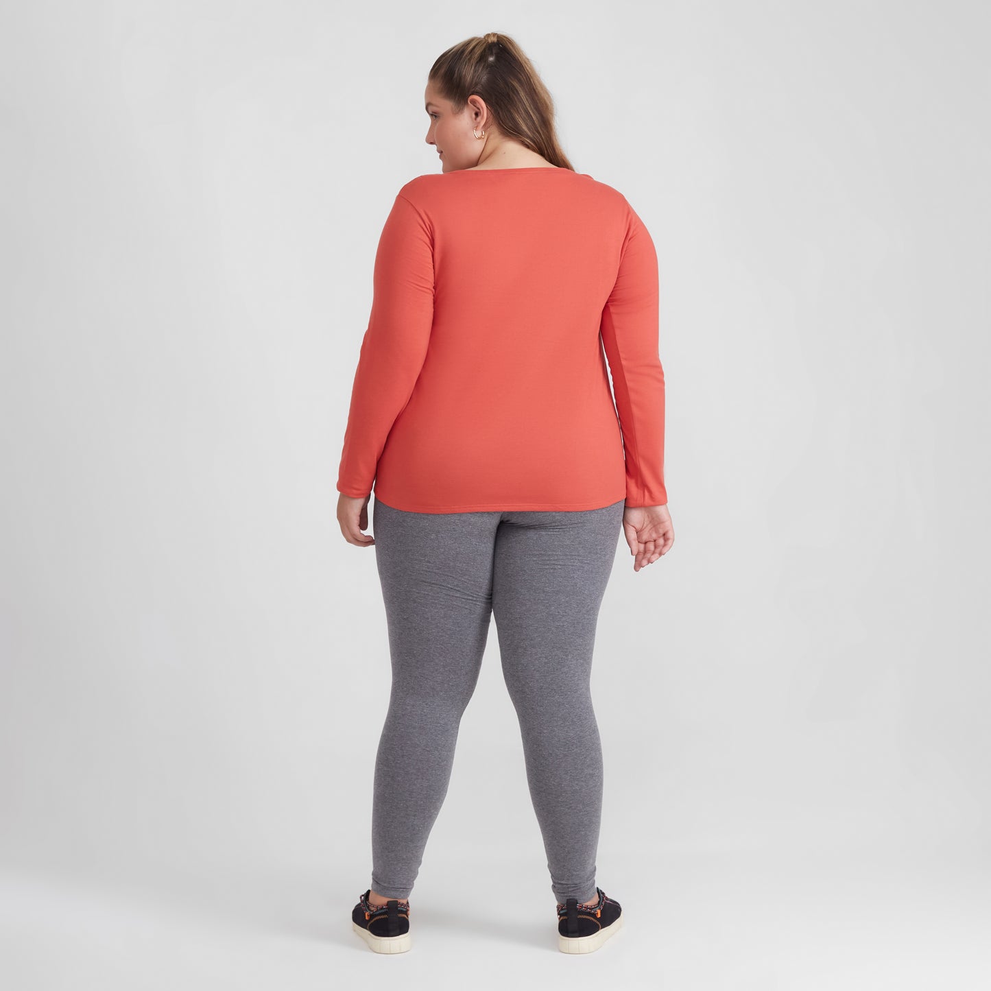 Camiseta Babylook Algodão Premium Manga Longa Gola V Plus Feminina - Laranja Coral