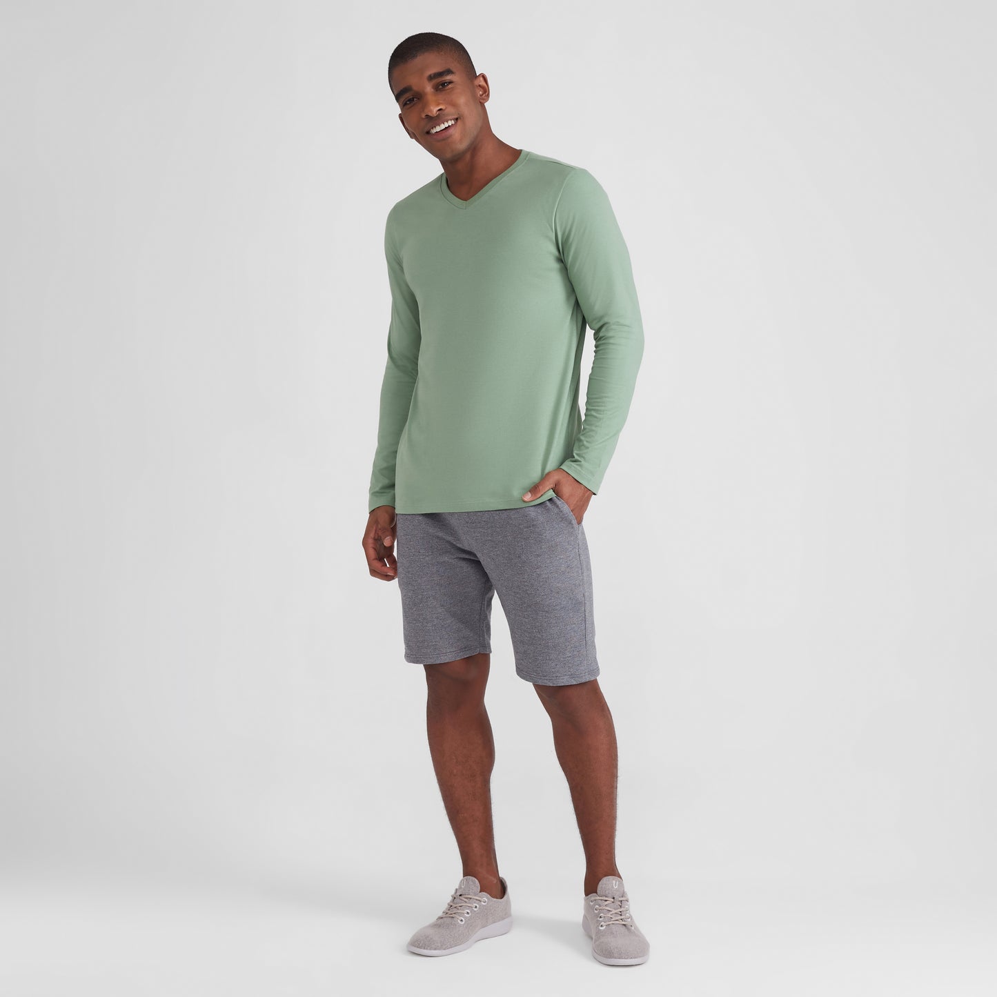 Camiseta Básica Gola V Manga Longa Masculina - Verde Jade