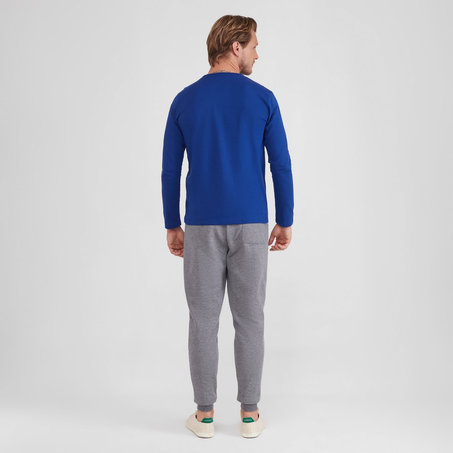 Camiseta Básica Gola V Manga Longa Masculina - Azul Bic