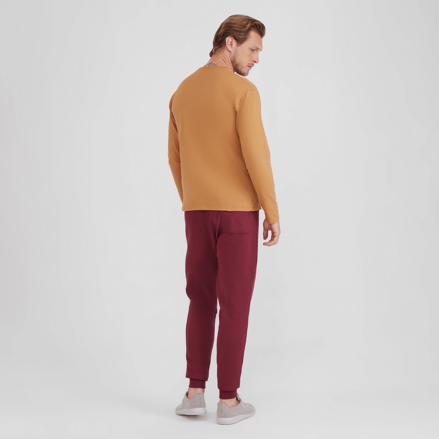 Camiseta Básica Manga Longa Masculina - Ocre