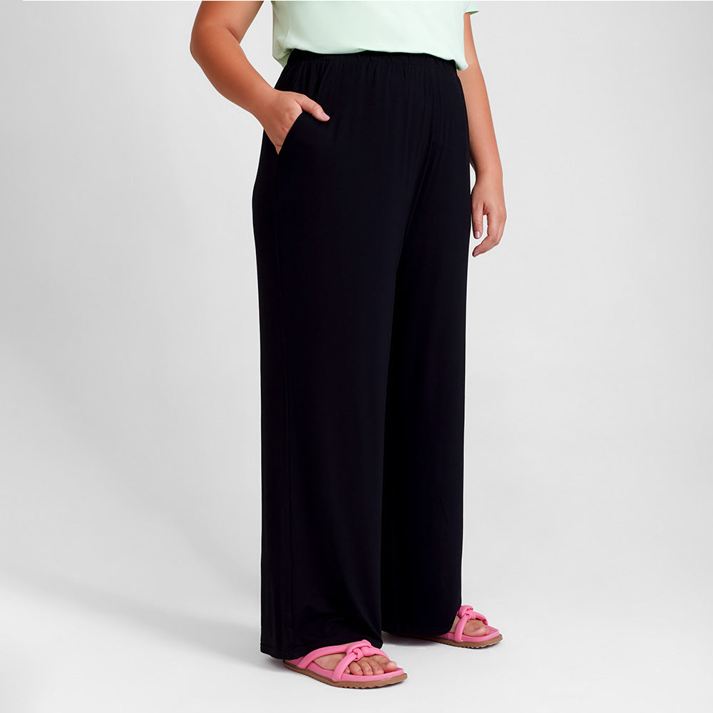 Calça Wide Viscose Plus Feminina - Preto