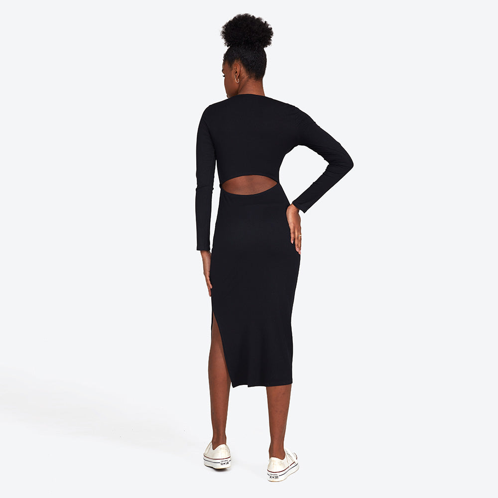 Vestido Midi Canelado Recorte Costas - Preto