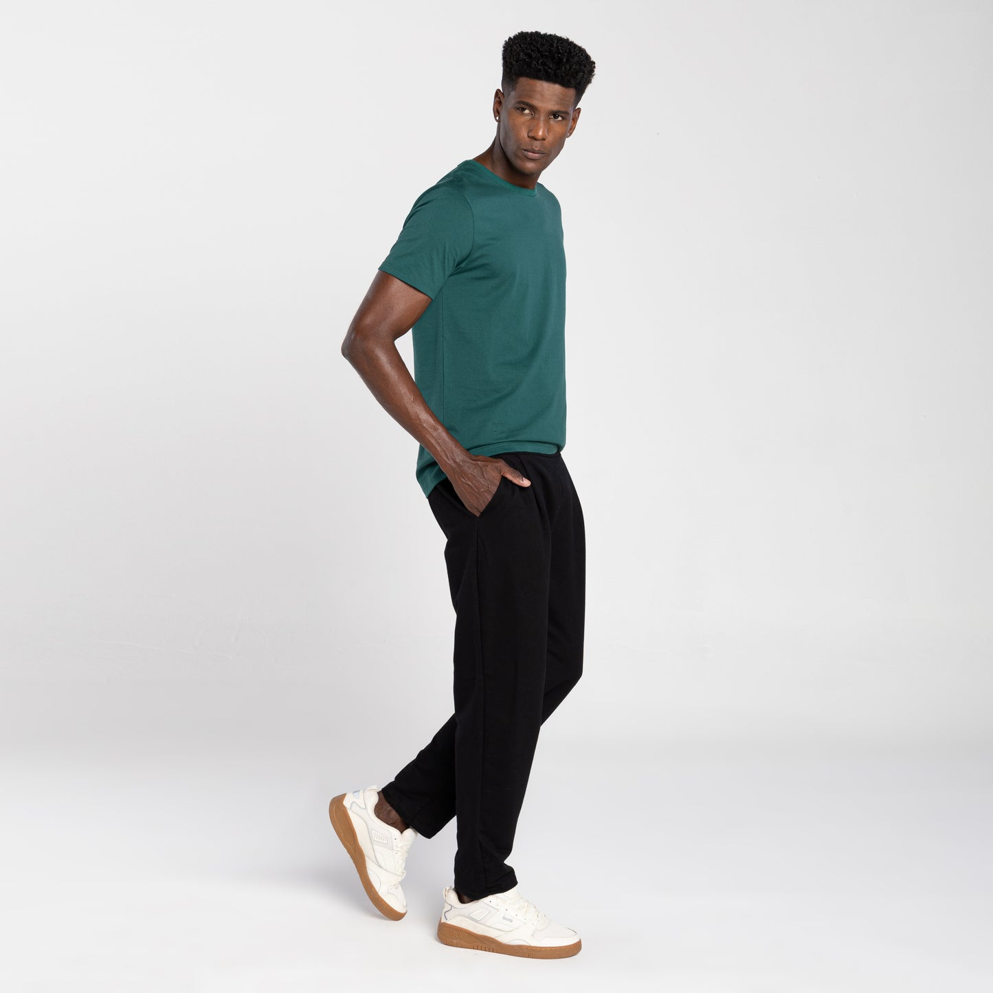 Calça Chino Tech Impermeável Moletom - Preto