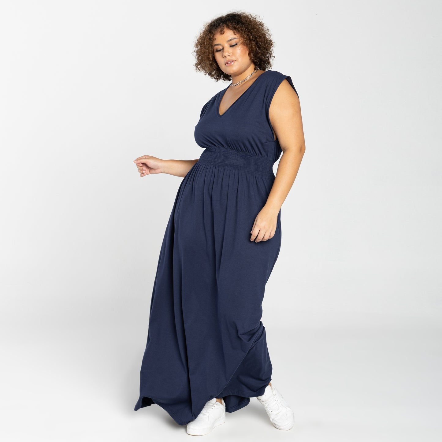 Vestido Gola V Longo Plus - Azul Marinho
