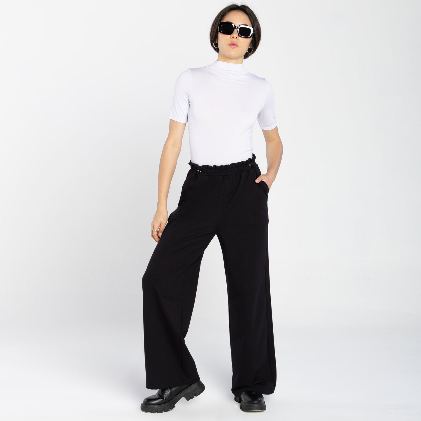Calça Clochard Tech Impermeável Feminina - Preto