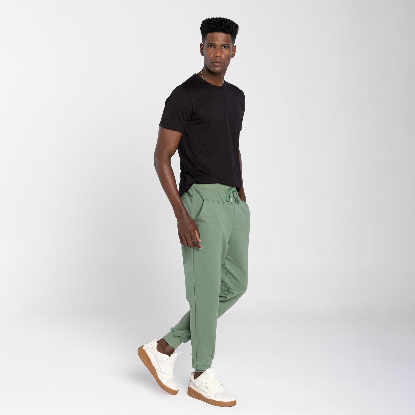 Calça Jogger Moletom Tech Impermeável Recorte Costas - Verde Alecrim