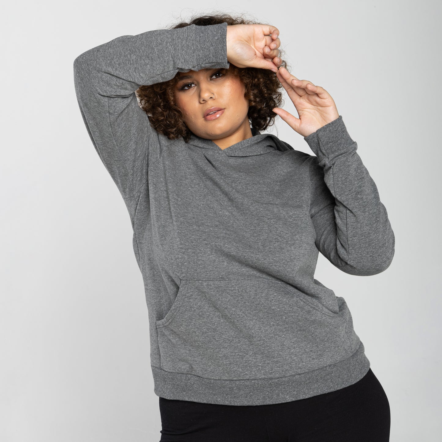 Blusão Moletom Comfort Flanelado Capuz Plus Feminino - Mescla Escuro