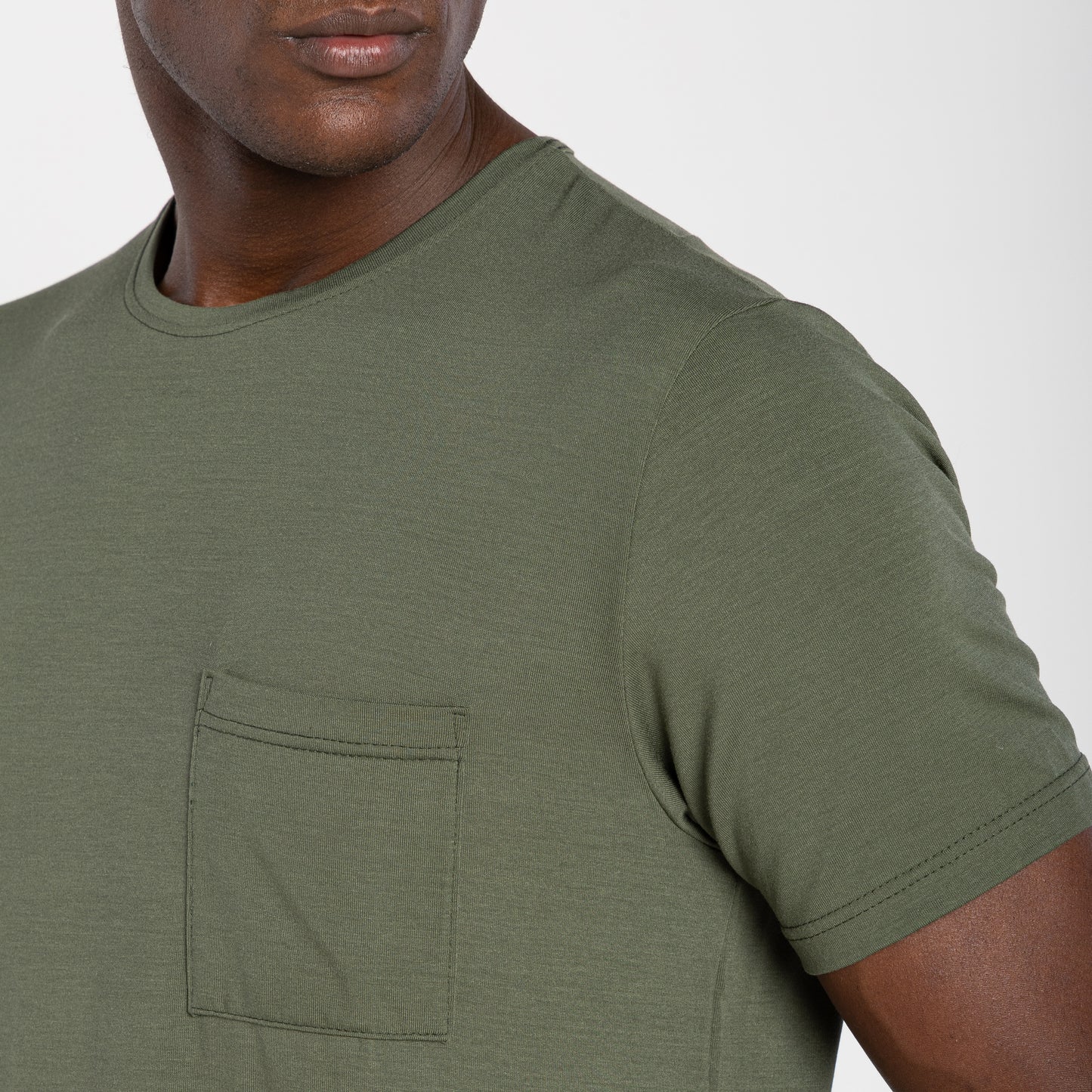 Tech T-Shirt Modal Bolso Masculina - Verde Figo