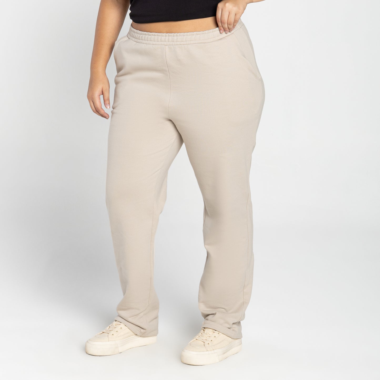Calça Reta Moletom Tech Impermeável Plus Feminina - Bege Aveia