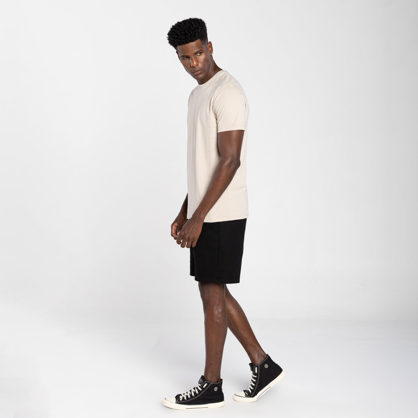 Camiseta Básica Cobregola Masculina - Bege Aveia