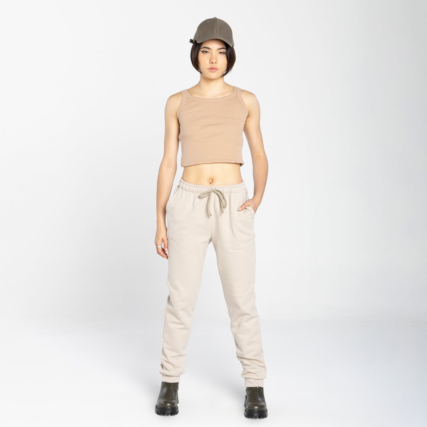 Calça Jogger Moletom Tech Impermeável Feminina - Bege Aveia
