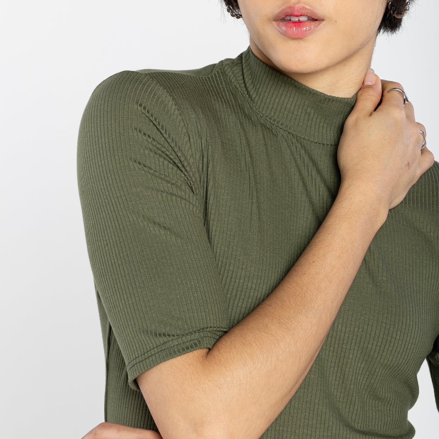 Blusa Canelada Gola Rolê Feminina - Verde Figo