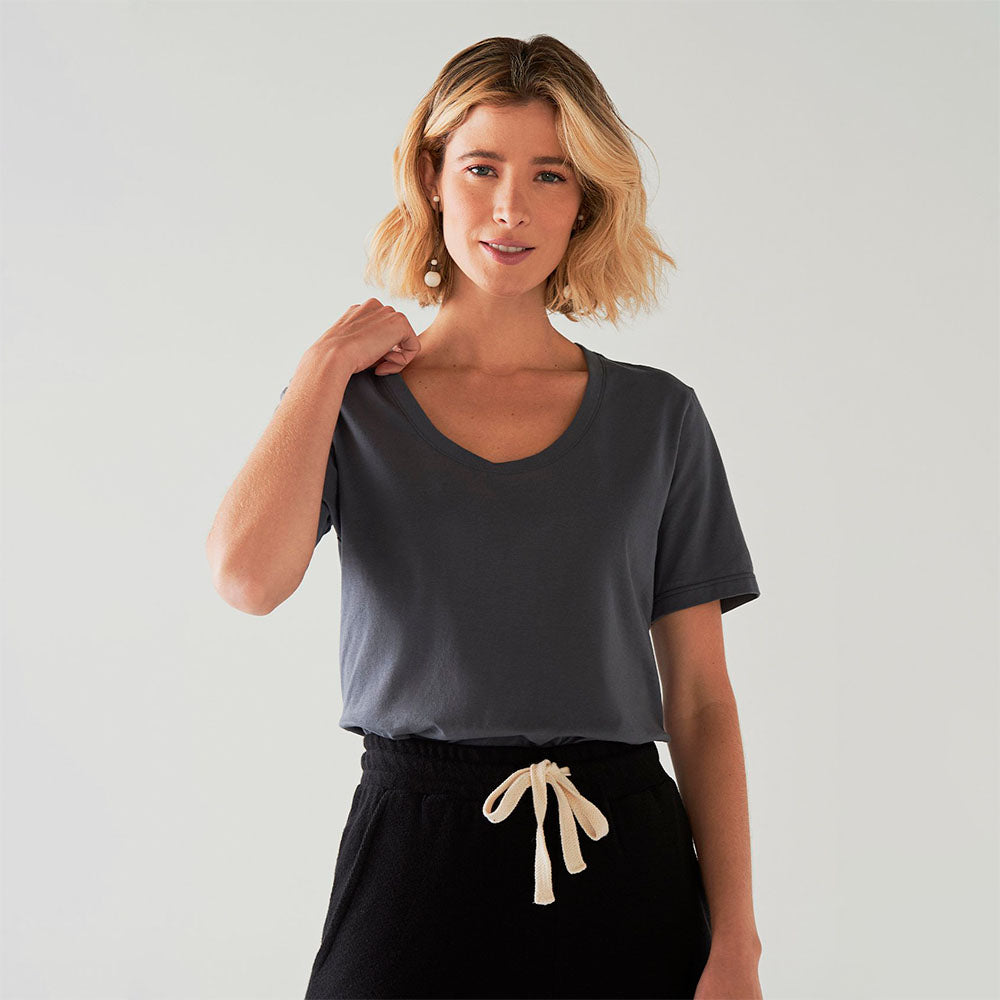 Camiseta Algodão Premium Gola U Feminina | Everyday Collection - Grafite Inativo