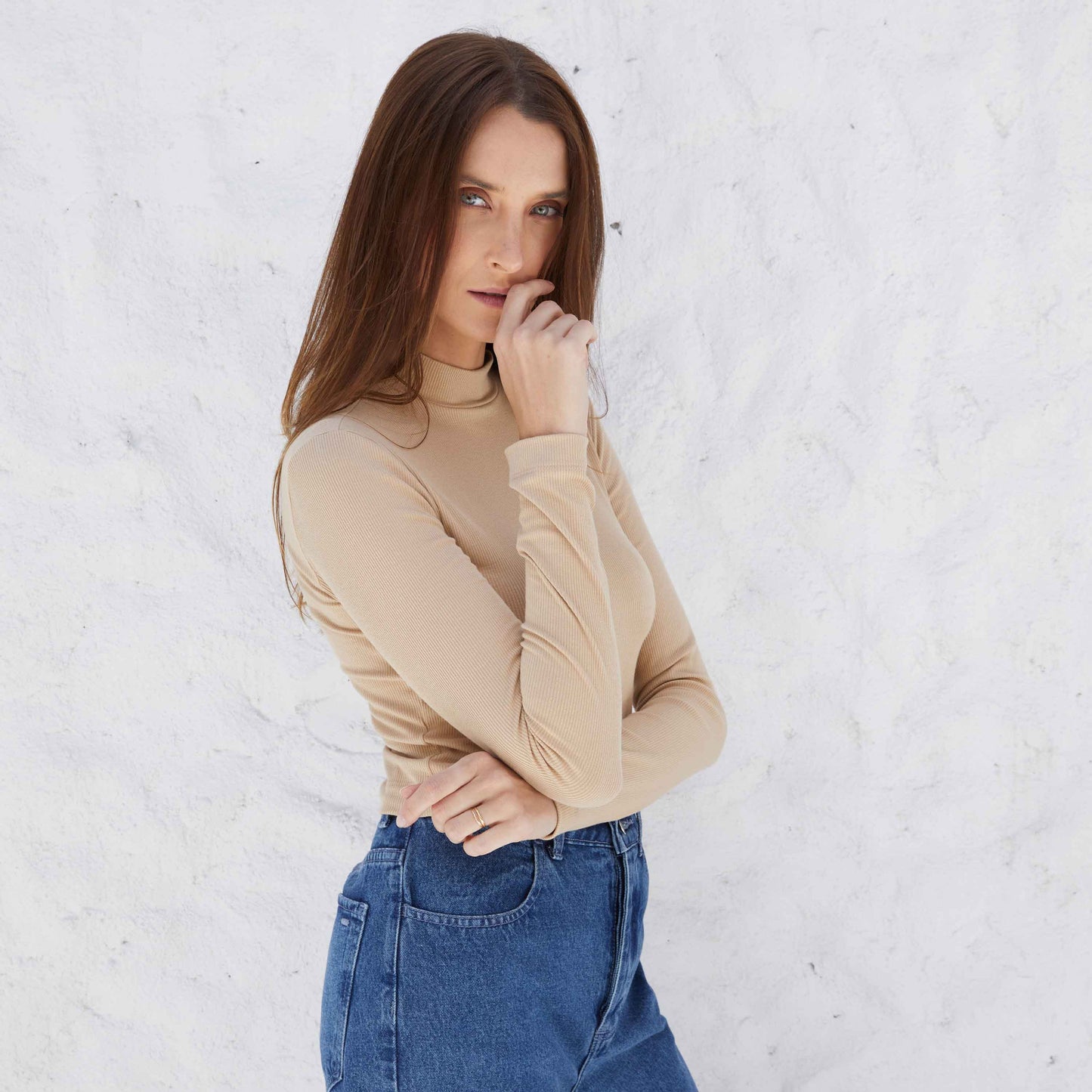 Blusa Canelada Viscose Gola Alta Feminina - Khaki