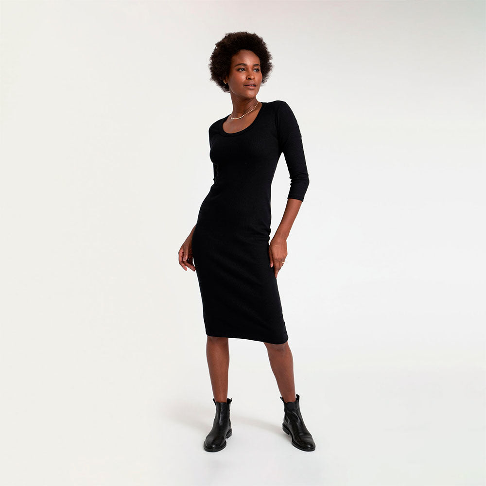Vestido Mid Essencial - Preto