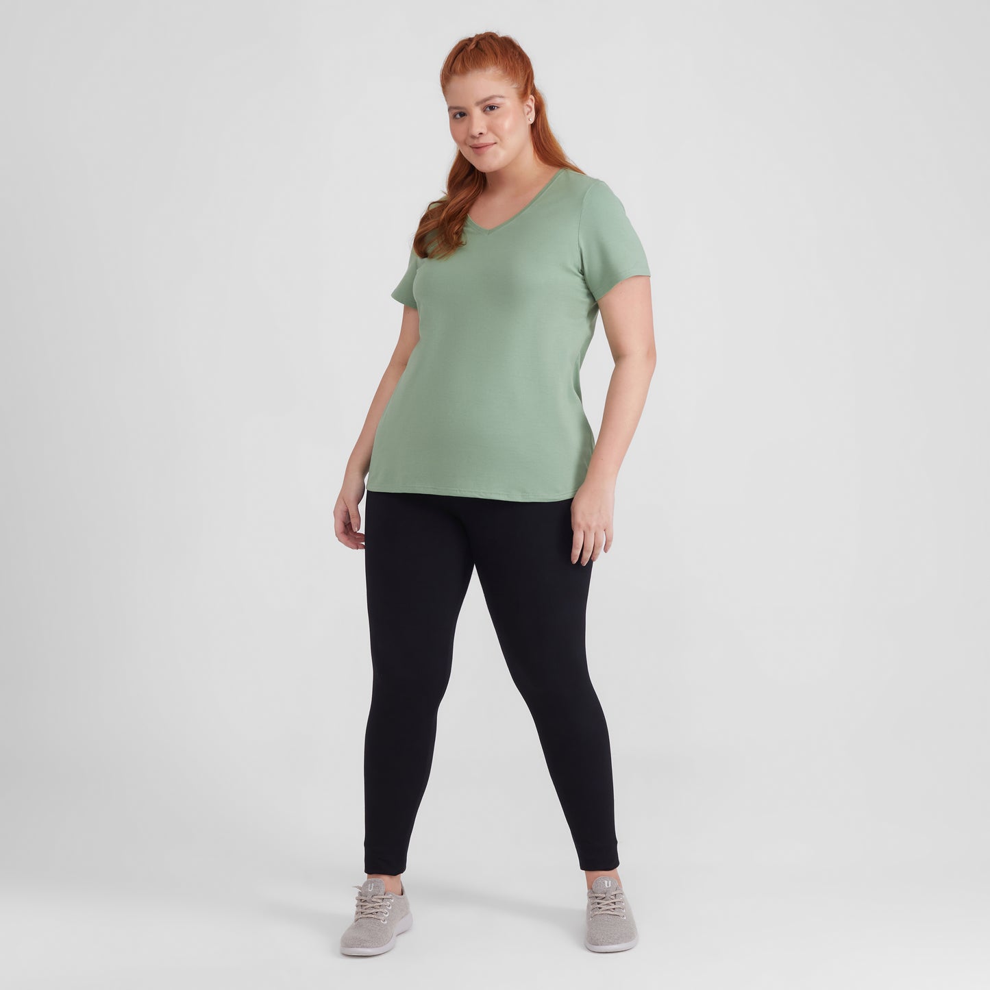 Camiseta Babylook Algodão Premium Gola V Plus Feminina - Verde Jade