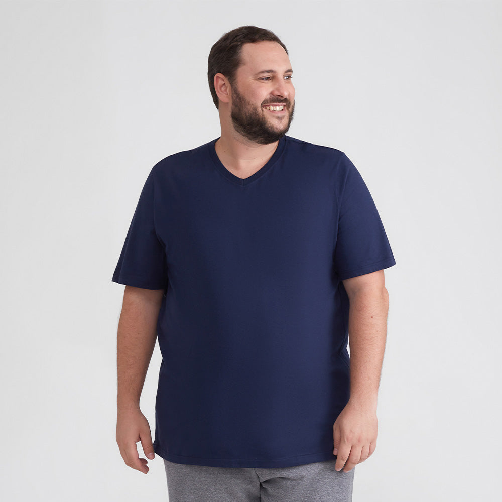 Camiseta Básica Gola V Plus Masculina - Azul Marinho