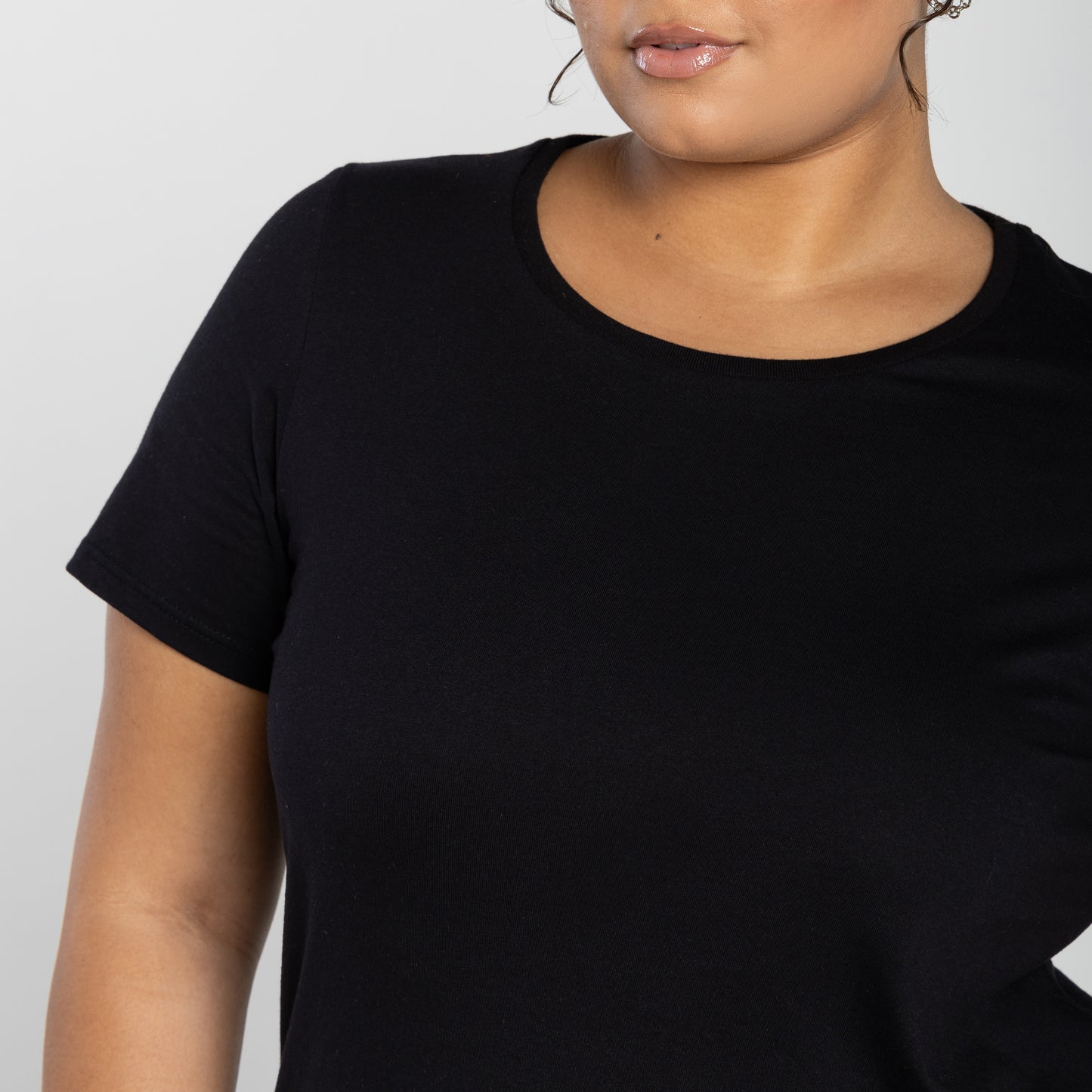 Tech T-Shirt Anti Odor Slim Plus Feminina - Preto