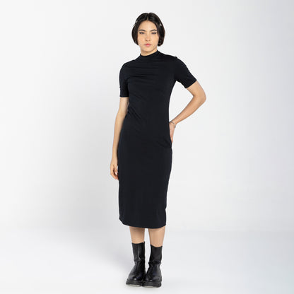 Vestido Comfort Gola Alta Midi - Preto