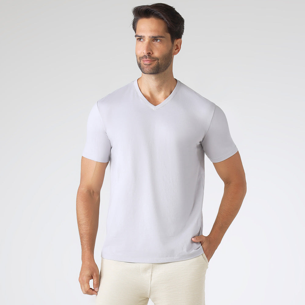 Camiseta Algodão Premium Gola V Masculina | Everyday Collection - Cinza Claro