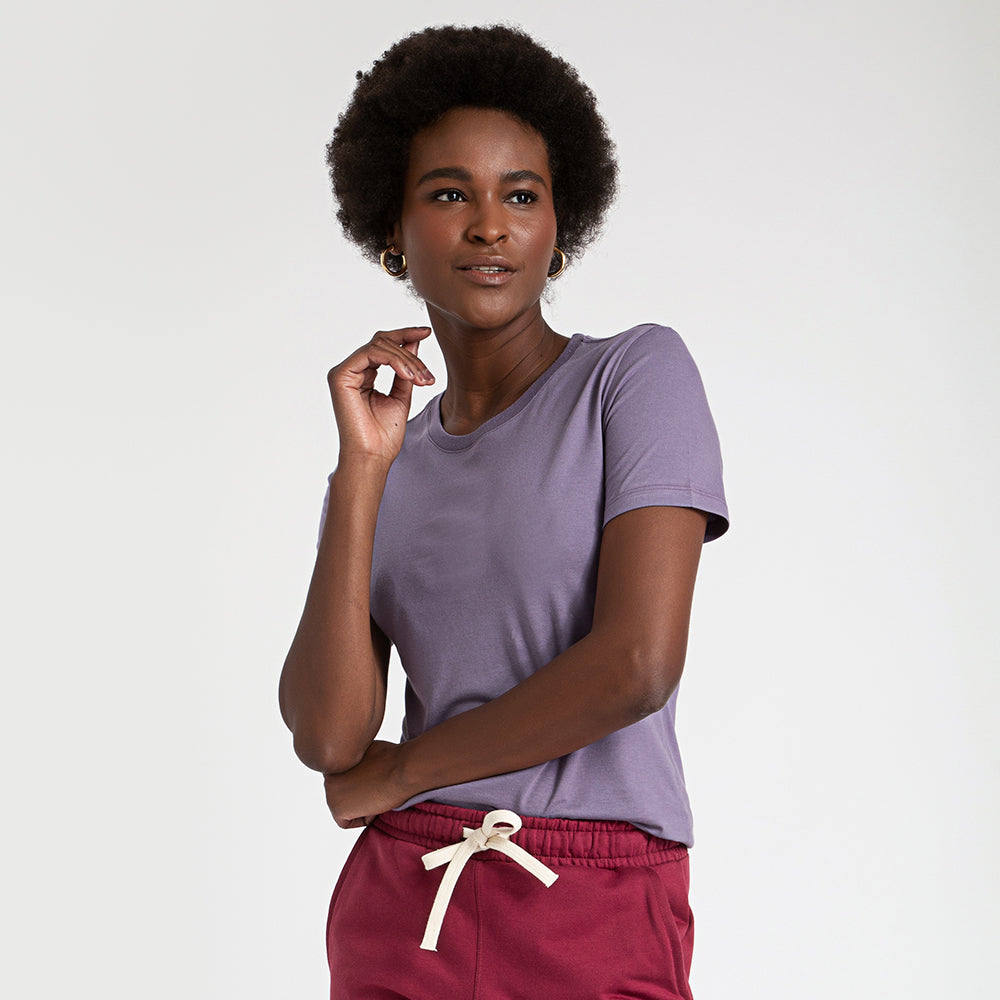 Camiseta Algodão Premium Feminina | Everyday Collection - Roxo Ametista