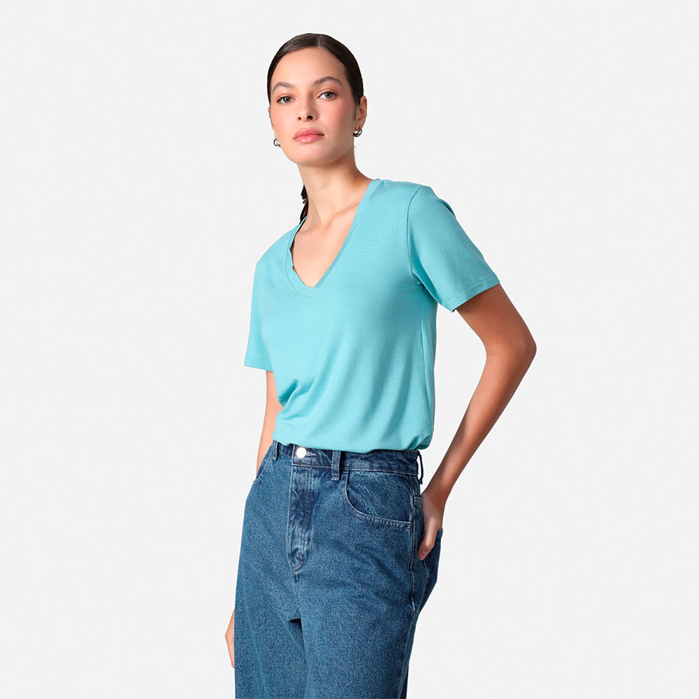 Tech T-Shirt Modal V Premium Feminina | Basico.com - Azul Turquesa